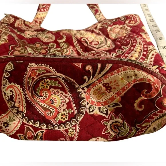 Vera Bradley Piccadilly meets Plum medium size bag in great pre-owned condition - Picture 6 of 6